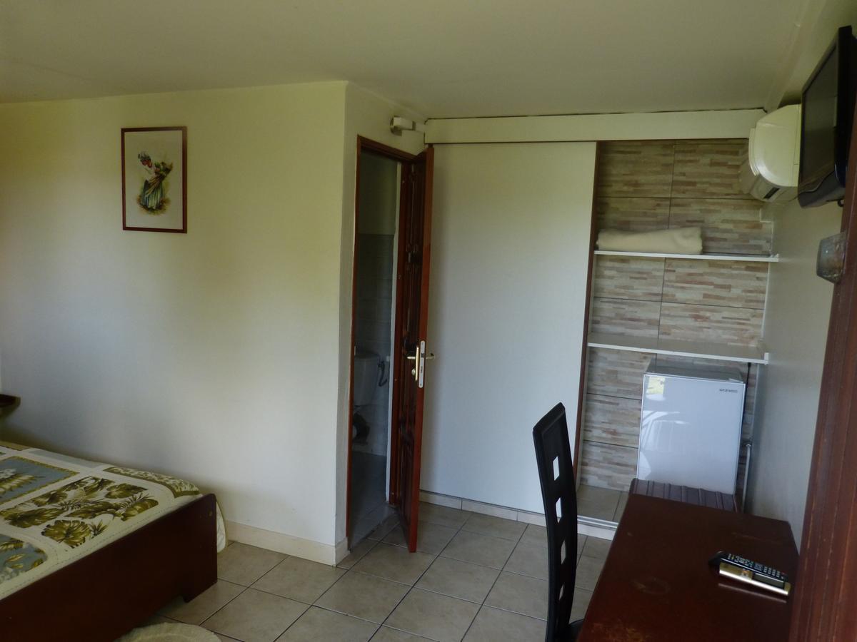 Airport Hotel Ducos Dış mekan fotoğraf